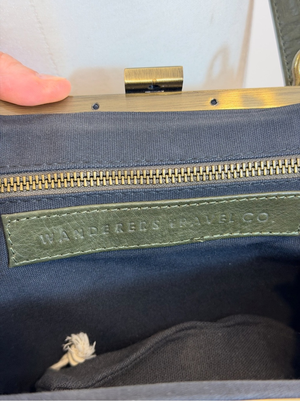 Classic Olive Leather Shoulder Bag - Picture 2 of 10